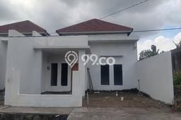 For Sale Rumah 3 Kamar Lokasi Ideal Nyaman dan Strategis di Ngaglik For Sale Rumah 3 Kamar Lokasi Ideal Nyaman dan Strategis di Ngaglik