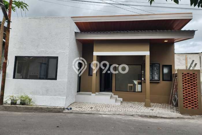 Rumah Kost untuk Dijual di Depok dengan 9 KT, 7 KM, Luas 120m2 Rumah Kost untuk Dijual di Depok dengan 9 KT, 7 KM, Luas 120m2
