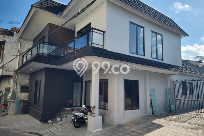 Dijual Kost Strategis di Ngaglik, Sleman 16 KT, 16 KM, Luas Bangunan 195m2 Dijual Kost Strategis di Ngaglik, Sleman 16 KT, 16 KM, Luas Bangunan 195m2