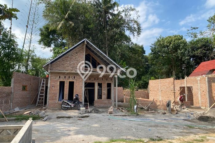 Rumah Modern Cantik 2 KT Siap Huni di Turi Rumah Modern Cantik 2 KT Siap Huni di Turi