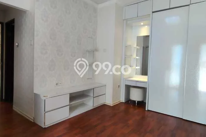 Untuk Dijual Apartemen 2 KT & 2 KM di Jakarta Barat Area Strategis Untuk Dijual Apartemen 2 KT & 2 KM di Jakarta Barat Area Strategis