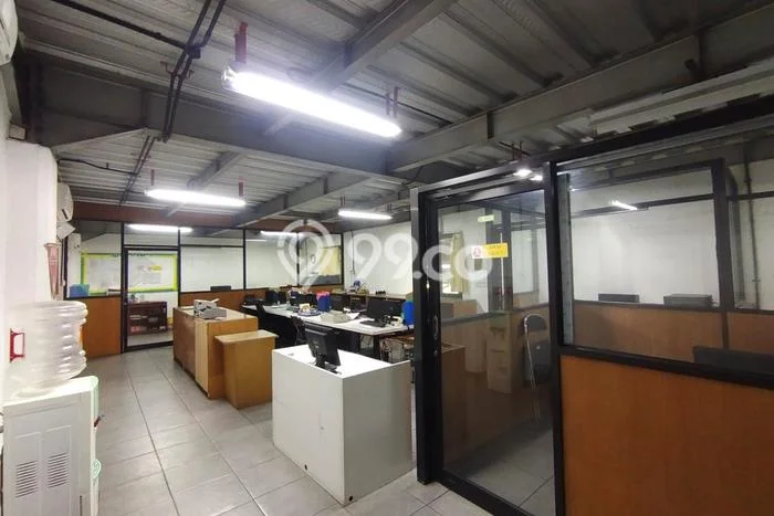 LOKASI SUPER STRATEGIS! Pabrik di Sumbersari, Luas 23604m2m², Ramai Pembeli LOKASI SUPER STRATEGIS! Pabrik di Sumbersari, Luas 23604m2m², Ramai Pembeli