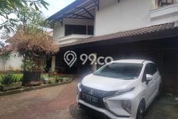 Hunian Eksklusif Siap Huni LT 426m2 di Kebayoran Baru, Jakarta Selatan Hunian Eksklusif Siap Huni LT 426m2 di Kebayoran Baru, Jakarta Selatan