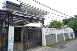 Rumah Mewah Siap Huni LT 310m2 di Ciputat, Tangerang Selatan Rumah Mewah Siap Huni LT 310m2 di Ciputat, Tangerang Selatan