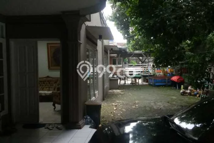 Rumah Mewah LB 400m2 Siap Huni Desain Elegan di Cirendeu, Jakarta Selatan Rumah Mewah LB 400m2 Siap Huni Desain Elegan di Cirendeu, Jakarta Selatan