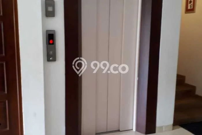 Rumah Eksklusif Siap Huni LT 160m2 di Cilandak, Jakarta Selatan Rumah Eksklusif Siap Huni LT 160m2 di Cilandak, Jakarta Selatan