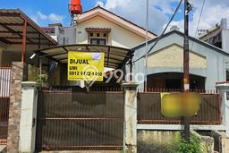Rumah Luxury Modern Siap Huni di Kemanggisan Jakarta Barat Rumah Luxury Modern Siap Huni di Kemanggisan Jakarta Barat