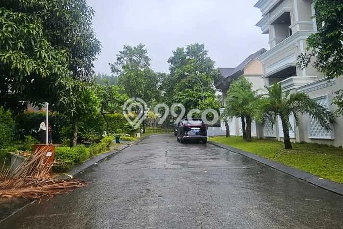 Rumah Mewah LB 0m2 Siap Huni Desain Elegan di Sentul, Bogor Rumah Mewah LB 0m2 Siap Huni Desain Elegan di Sentul, Bogor