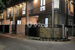 Rumah Modern 3 KT di Darmo permai Surabaya Unfurnished Rumah Modern 3 KT di Darmo permai Surabaya Unfurnished