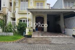 Rumah Eksklusif Siap Huni LT 200m2 di Wiyung, Surabaya Rumah Eksklusif Siap Huni LT 200m2 di Wiyung, Surabaya