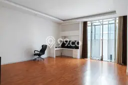 Dijual Rumah Mewah Elegan Dengan View Cantik di Pakuwon Indah, Surabaya Dijual Rumah Mewah Elegan Dengan View Cantik di Pakuwon Indah, Surabaya