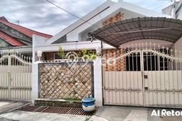 Rumah Modern 3 KT di Darmo permai Surabaya Unfurnished Rumah Modern 3 KT di Darmo permai Surabaya Unfurnished