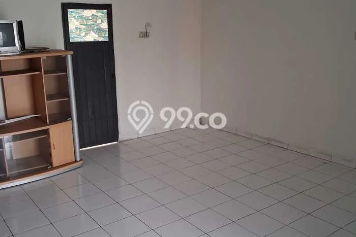 Rumah Mewah LB 232m2 Siap Pakai Desain Elegan di Halmahera, Semarang Rumah Mewah LB 232m2 Siap Pakai Desain Elegan di Halmahera, Semarang