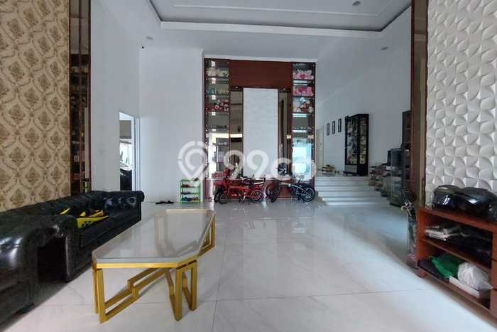 For Sale! Luxury House LT 1069m2 Desain Elegan di BSB City For Sale! Luxury House LT 1069m2 Desain Elegan di BSB City
