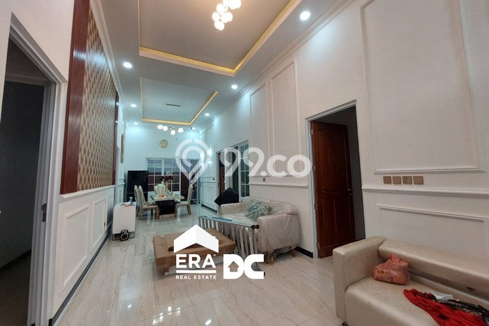 Hunian Elit LB 150m2 Siap Pakai Desain Elegan di Graha Padma, Semarang Hunian Elit LB 150m2 Siap Pakai Desain Elegan di Graha Padma, Semarang