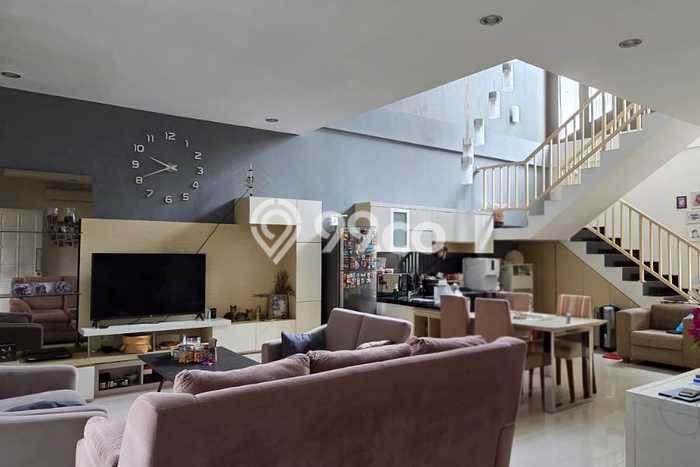 Dijual Rumah Mewah Exclusive di Banyumanik, Semarang Dijual Rumah Mewah Exclusive di Banyumanik, Semarang