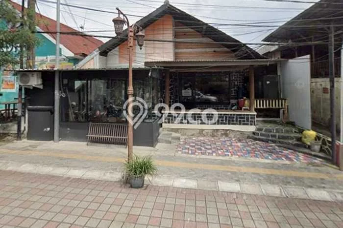 Unit Komersial Paling Strategis di Sidorejo Salatiga dengan LB 180m2 Unit Komersial Paling Strategis di Sidorejo Salatiga dengan LB 180m2