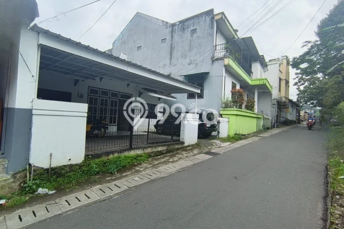 Rumah Bagus Siap Pakai Di Sidorejo Luas 220m2 Aman Rumah Bagus Siap Pakai Di Sidorejo Luas 220m2 Aman
