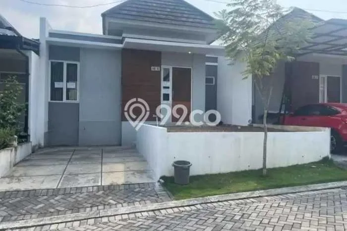 Rumah Modern Cantik 2 KT Bisa Langsung Pindah di Mijen Rumah Modern Cantik 2 KT Bisa Langsung Pindah di Mijen