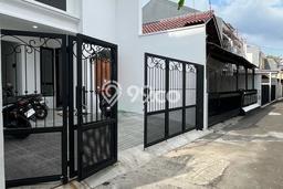 Dijual Rumah Premium dengan Fasilitas Sekitar Komplit di Tebet, Jakarta Selatan Dijual Rumah Premium dengan Fasilitas Sekitar Komplit di Tebet, Jakarta Selatan
