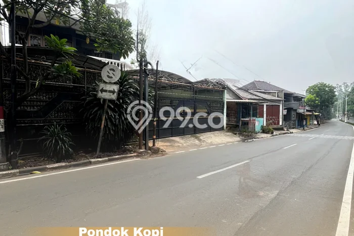 Dijual Rumah Premium dengan Fasilitas Sekitar Lengkap di Duren Sawit, Jakarta Timur Dijual Rumah Premium dengan Fasilitas Sekitar Lengkap di Duren Sawit, Jakarta Timur