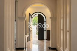 Ready to Use! Premium House LT 300m2 Desain Modern di Gading Serpong Ready to Use! Premium House LT 300m2 Desain Modern di Gading Serpong