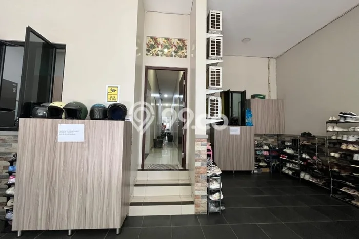 Cocok Untuk Investasi! For Sale Kost di Tanjung Duren 42 Kamar Cocok Untuk Investasi! For Sale Kost di Tanjung Duren 42 Kamar