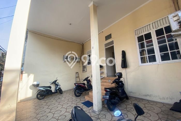 FOR SALE Kost 21 Kamar, 8 Kamar Mandi di Kelapa Gading, Jakarta Utara, Luas 250m2 FOR SALE Kost 21 Kamar, 8 Kamar Mandi di Kelapa Gading, Jakarta Utara, Luas 250m2