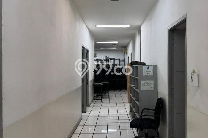 Unit Kantor Dijual di Jakarta Pusat LT 1056m2 & LB 2448m2 Unit Kantor Dijual di Jakarta Pusat LT 1056m2 & LB 2448m2