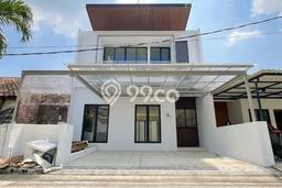 Jual Rumah Eksklusif 4 KT di Citraland, Surabaya Jual Rumah Eksklusif 4 KT di Citraland, Surabaya