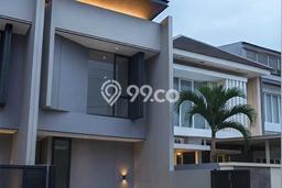 Dijual Hunian Rumah Terawat 4 Kamar di Sutorejo, Surabaya Dijual Hunian Rumah Terawat 4 Kamar di Sutorejo, Surabaya