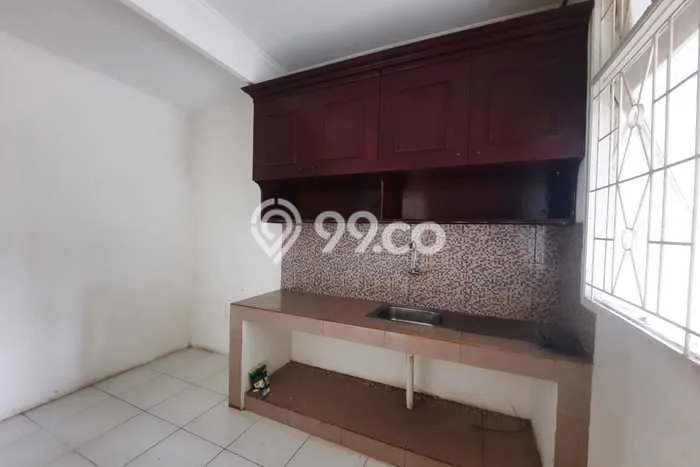 Sewa Rumah Murah di Bintaro Tangerang Selatan dengan 4 Kamar Tidur Sewa Rumah Murah di Bintaro Tangerang Selatan dengan 4 Kamar Tidur