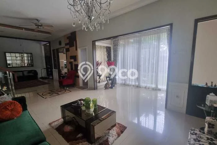 Ready to Use! Premium House LT 254m2 Desain Modern di Bintaro Ready to Use! Premium House LT 254m2 Desain Modern di Bintaro