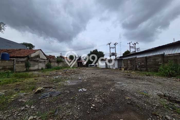 Disewakan Tanah di Pedurenan Bekasi Seluas 700m2 Disewakan Tanah di Pedurenan Bekasi Seluas 700m2