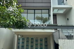 Rumah Luxury Modern Tanpa Renovasi di Lebak Bulus Jakarta Selatan Rumah Luxury Modern Tanpa Renovasi di Lebak Bulus Jakarta Selatan