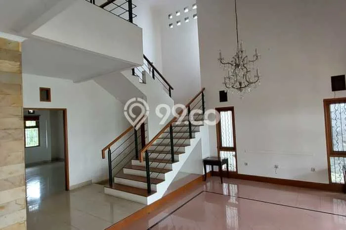 Rumah Bagus Siap Huni Di Sukasari Luas 375m2 Lokasi Strategis Rumah Bagus Siap Huni Di Sukasari Luas 375m2 Lokasi Strategis