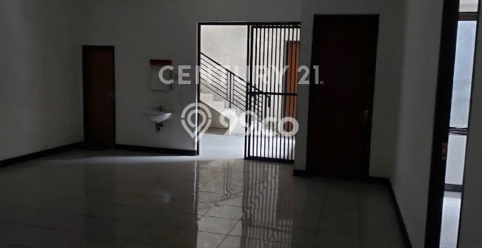 Ruko disewakan lokasi strategis Babakan Ciparay Bandung 200m2 Ruko disewakan lokasi strategis Babakan Ciparay Bandung 200m2