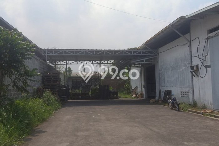 Gudang Bagus LT 2200m2 LB 900m2 Dijual di Padalarang Bandung Barat Gudang Bagus LT 2200m2 LB 900m2 Dijual di Padalarang Bandung Barat