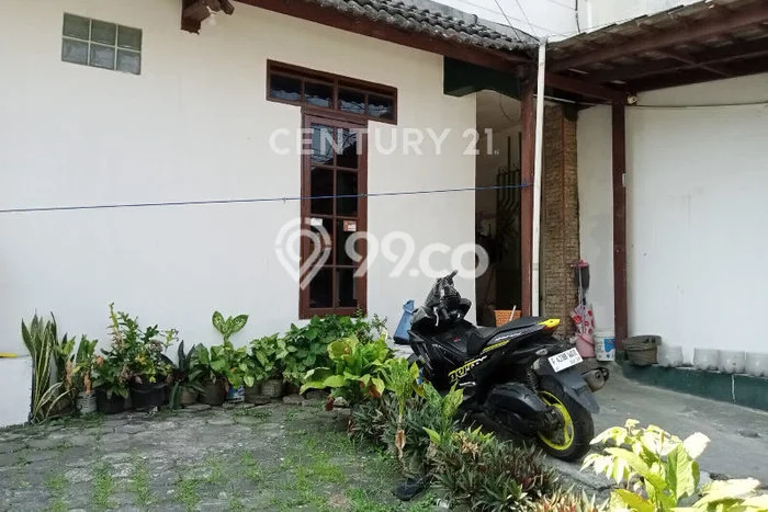 Ready to Use! Luxury House LT 420m2 Desain Modern di Pasteur Ready to Use! Luxury House LT 420m2 Desain Modern di Pasteur