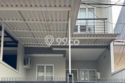 Disewakan Cepat Rumah Kondisi Baik di Area Kelapa Gading, Jakarta Utara Disewakan Cepat Rumah Kondisi Baik di Area Kelapa Gading, Jakarta Utara