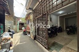 Cocok Untuk Investasi! For Sale Kost di Tanjung Duren 20 Kamar Cocok Untuk Investasi! For Sale Kost di Tanjung Duren 20 Kamar