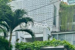Jual Rumah Mewah Megah Dengan View Cantik di Rawamangun, Jakarta Timur Jual Rumah Mewah Megah Dengan View Cantik di Rawamangun, Jakarta Timur