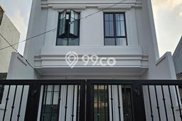 Rumah Eksklusif Dijual LT 102m2 di Kelapa Gading, Jakarta Utara Rumah Eksklusif Dijual LT 102m2 di Kelapa Gading, Jakarta Utara
