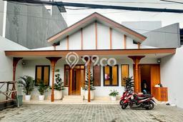 Sewa Rumah Nyaman di Kebayoran Baru Siap Pakai dan Strategis Sewa Rumah Nyaman di Kebayoran Baru Siap Pakai dan Strategis