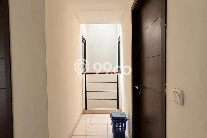 Rumah Kost untuk Dijual di Kelapa Dua dengan 14 KT, 5 KM, Luas 230m2 Rumah Kost untuk Dijual di Kelapa Dua dengan 14 KT, 5 KM, Luas 230m2