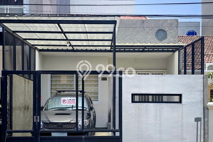 Hunian Eksklusif Siap Huni LT 102m2 di Kelapa Gading, Jakarta Utara Hunian Eksklusif Siap Huni LT 102m2 di Kelapa Gading, Jakarta Utara