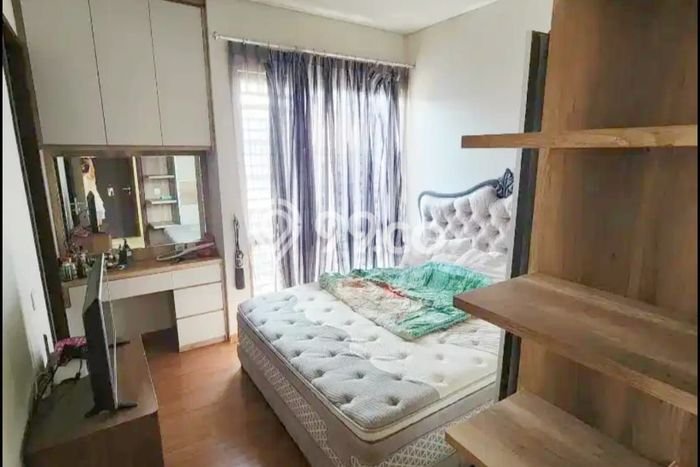 Ready to Use! Premium House LT 126m2 Desain Elegan di BSD Ready to Use! Premium House LT 126m2 Desain Elegan di BSD