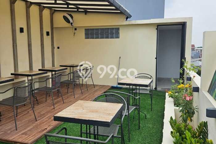 AREA KOMERSIAL! Ruko di Duri Kepa, Luas 100m2m², Posisi Strategis AREA KOMERSIAL! Ruko di Duri Kepa, Luas 100m2m², Posisi Strategis