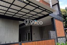 Kost Dijual di Soekarno Hatta dengan 22 KT dan Luas 350m2 Kost Dijual di Soekarno Hatta dengan 22 KT dan Luas 350m2