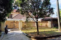 Siap Huni Hunian Elit 8 Kamar di Klojen Dekat ke Mana Saja Siap Huni Hunian Elit 8 Kamar di Klojen Dekat ke Mana Saja